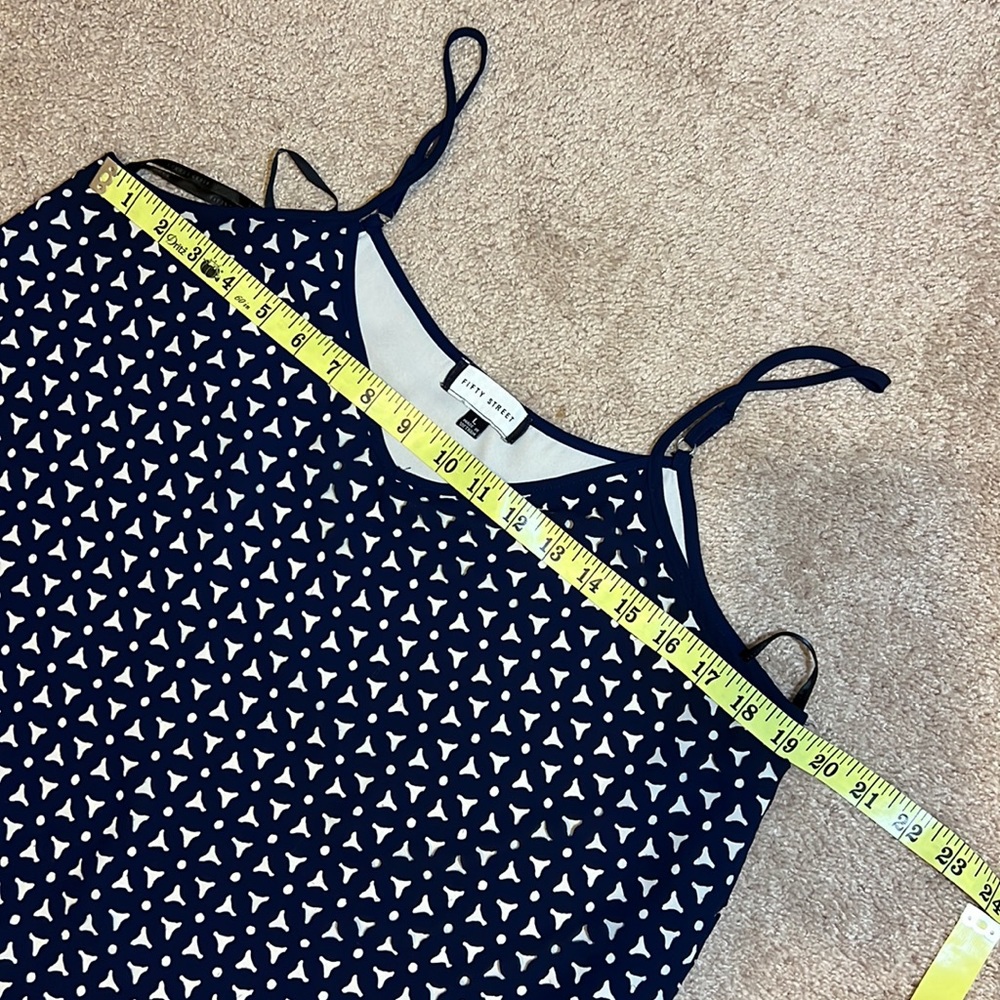 Spaghetti strap top - Picture 7 of 8